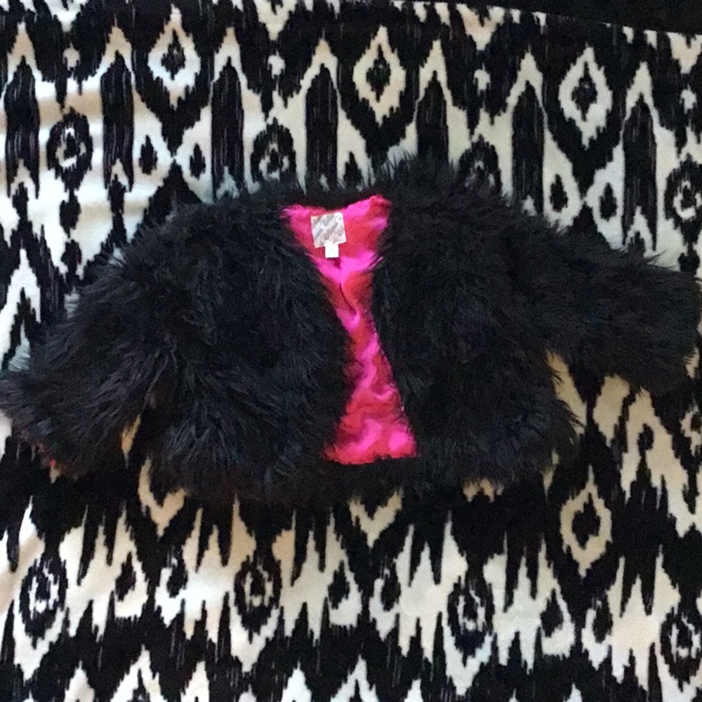 Faux fur crop jacket